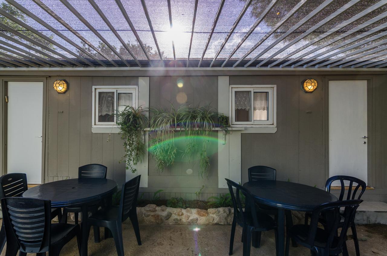 Orna'S Corner Bed and Breakfast Yuval Buitenkant foto